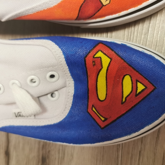 New!  Vans hand painted Superman shoes, w's 8 - Picture 4 of 6